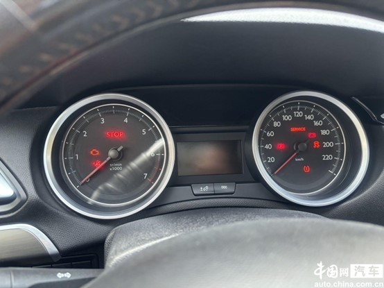 【315报道】标致408电源管理模块故障影响驾驶安全车主投诉后厂家跟进解决(图4)