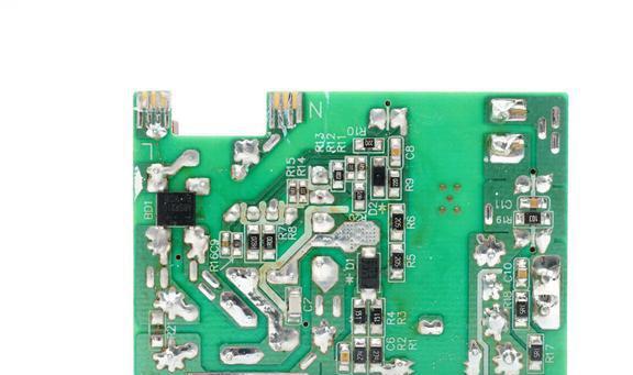 腾讯入局电源领域？拆解微信支付24WDC电源适配器看看做工(图2)