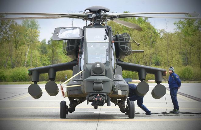 Pg电子游戏：意大利AW249攻击直升机首次公开亮相可满足未来30年的作战需求(图9)