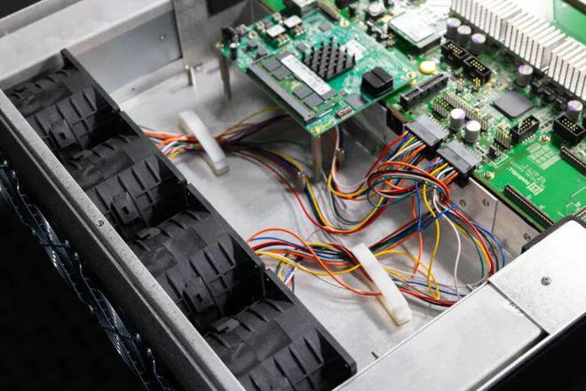 Pg电子游戏：一窥Marvell512T、800GbE交换机内部(图16)