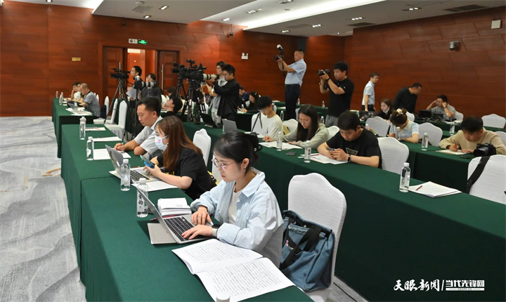 Pg电子游戏平台：贵州航空产业实现“三个突破”(图2)
