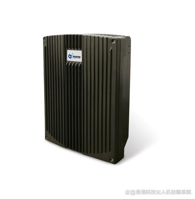 Pg电子平台：反无人机防御系统价格解析：从手持干扰器到全频段拦截设备(图2)