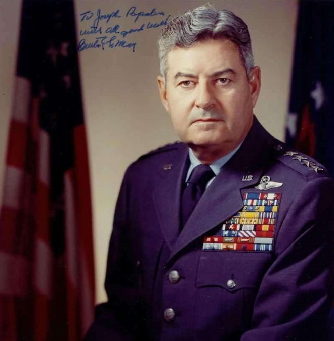 Pg电子平台：美军下一代步枪彻底凉了？先续购M16A4后升级M4(图14)