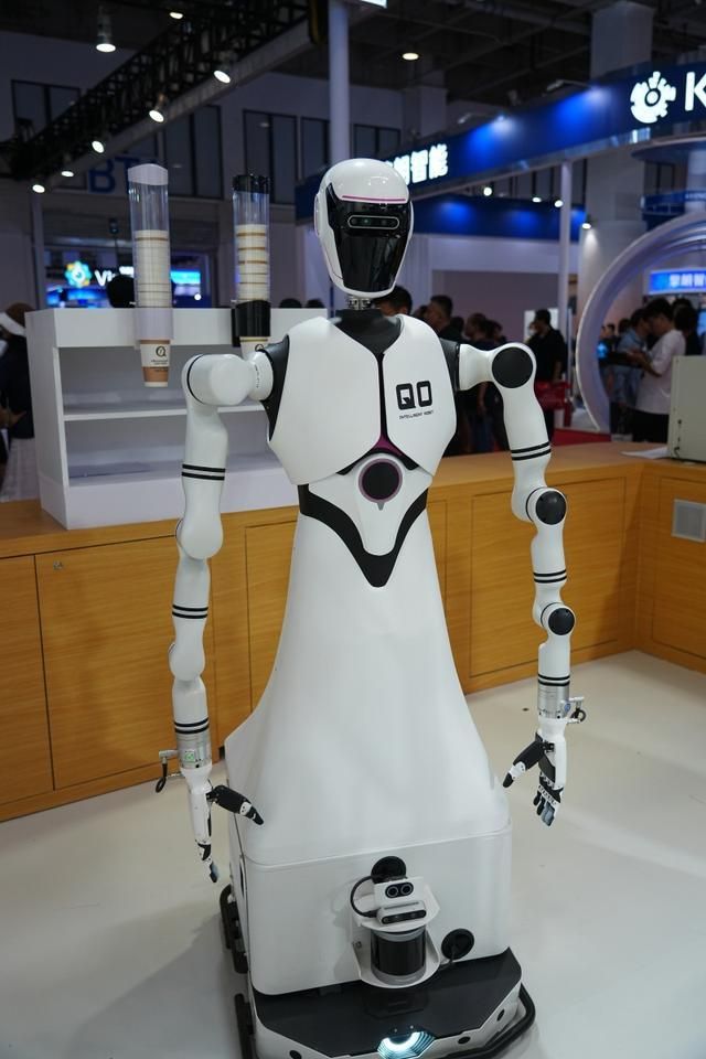 Pg电子平台：人形机器人第一龙头手握万亿订单后市有望(图2)