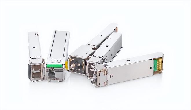 Pg电子游戏平台：为什么数据中心供配电系统在母线槽连接处需要测温监控？(图2)