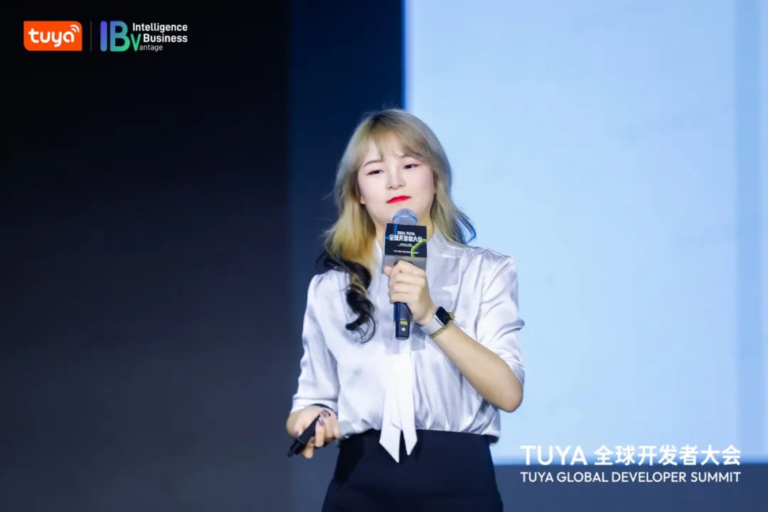 Pg电子游戏平台：2024TUYA全球开发者大会（苏州）启幕涂鸦携手开发者共绘AI与能源领域新蓝图(图2)