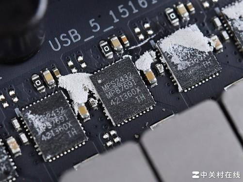 Pg电子游戏：华硕B850主板首测AI超频让9800X3D继续伟大(图5)