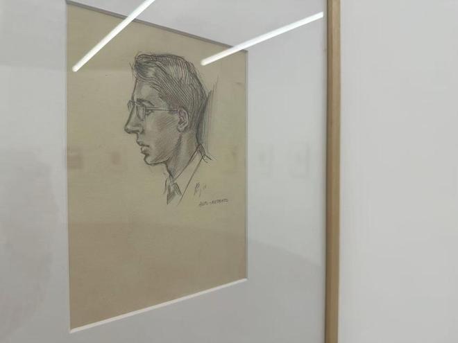 Pg电子游戏平台：“建筑诗人”西扎上海大展：重返一场跨越时空的建筑之旅(图1)
