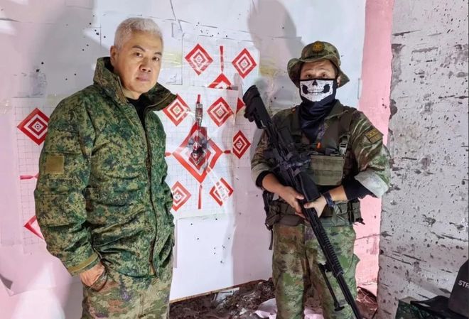 Pg电子游戏：距离3017米5发5中！中国CSLR24型86mm新狙击枪打出世界纪录？(图3)