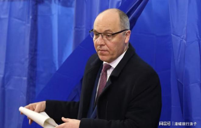 Pg电子游戏：乌克兰前议长在街头遭枪击枪手假扮快递员行凶