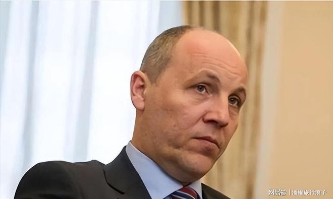 Pg电子游戏：乌克兰前议长在街头遭枪击枪手假扮快递员行凶(图15)