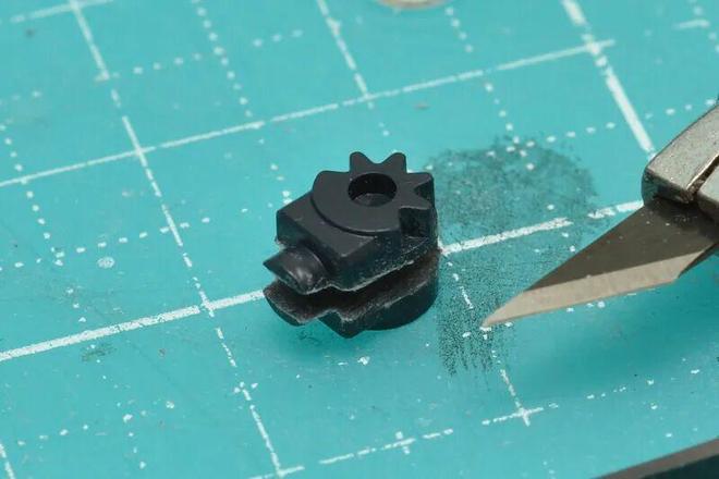 Pg电子游戏平台：高达学园丨市售模块扎古独眼亮灯指南(图4)