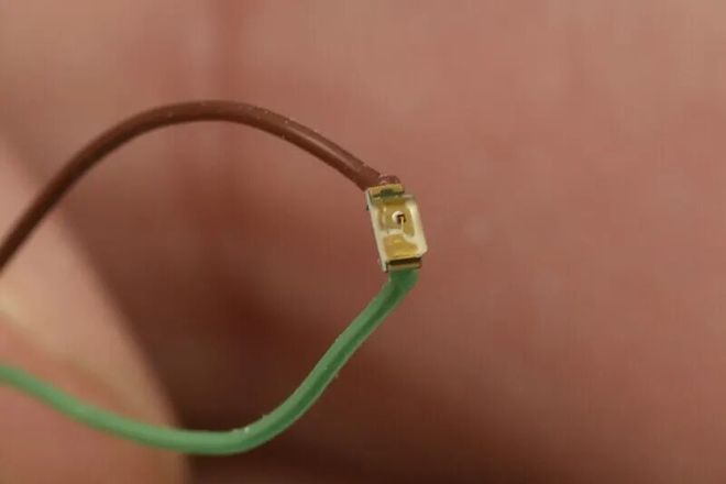 Pg电子游戏平台：高达学园丨市售模块扎古独眼亮灯指南(图5)