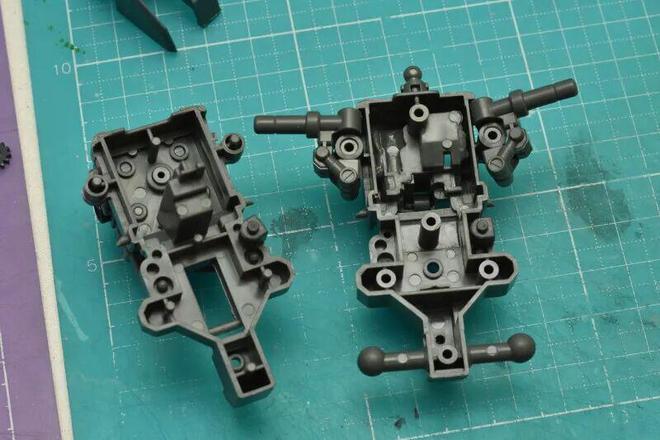 Pg电子游戏平台：高达学园丨市售模块扎古独眼亮灯指南(图14)