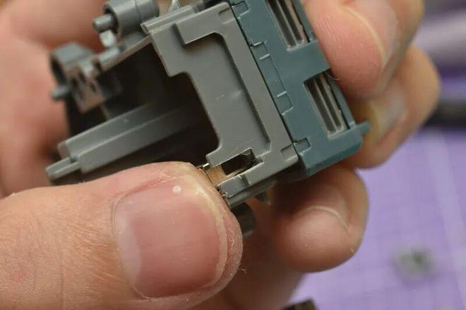 Pg电子游戏平台：高达学园丨市售模块扎古独眼亮灯指南(图15)