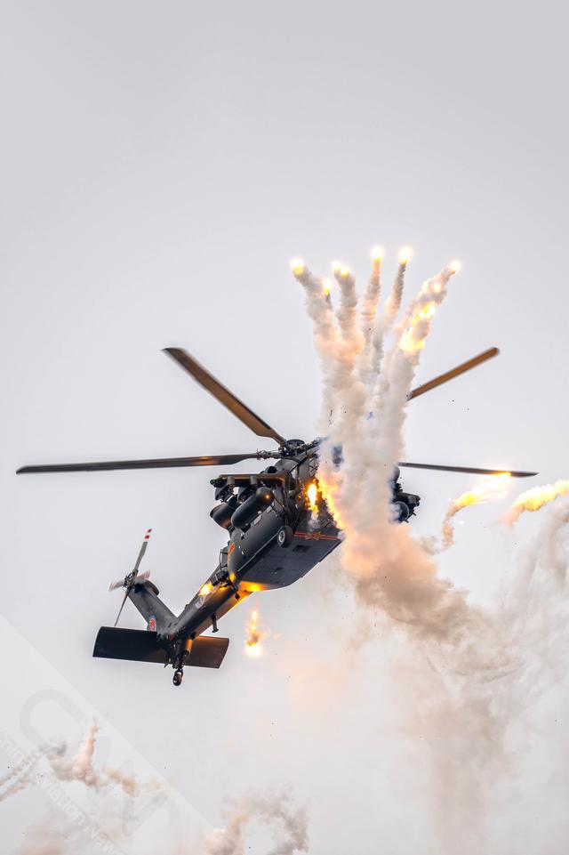 Pg电子游戏平台：直-20T“突击鹰”：高原作战的空中突击新