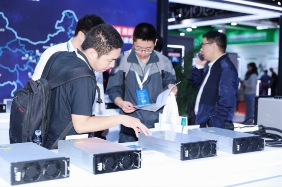 Pg电子平台：联明电源60kW充电模块与无人机充电模块亮相深圳充换电展共探新功率·新选择·新未来(图5)