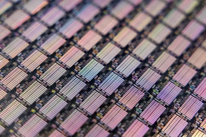 Pg电子游戏：日均省电超82万度!事关AI服务器GaN电源模块(图4)