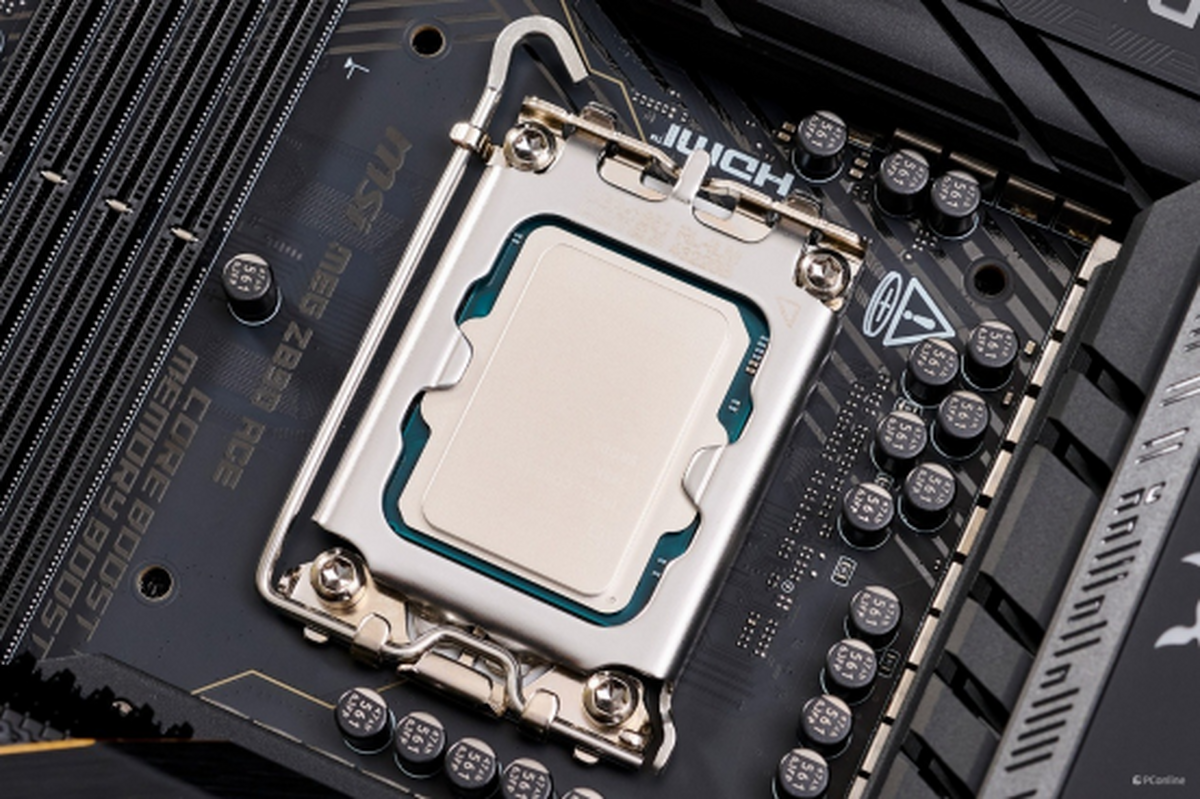 Pg电子游戏：英特尔酷睿Ultra200SPlus系列处理器首发评测：加核提速全是硬货！(图17)