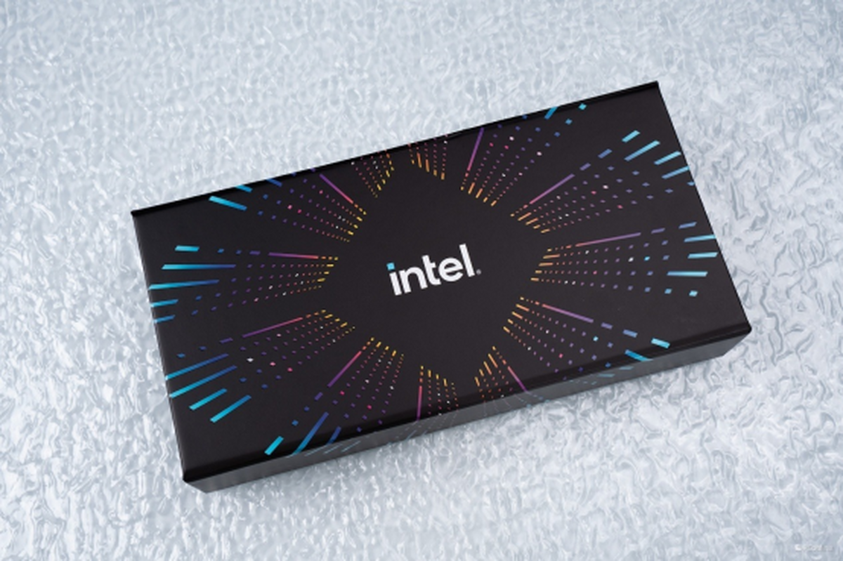 Pg电子游戏：英特尔酷睿Ultra200SPlus系列处理器首发评测：加核提速全是硬货！(图38)