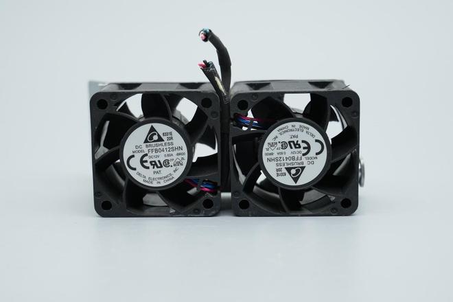 Pg电子游戏：PFC+移相全桥+同步整流架构设计华为交换机2200W电源模块拆解(图20)